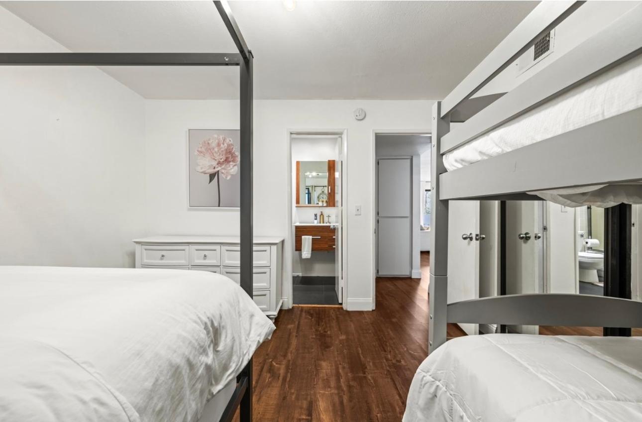 Apartamento Elegant Hollywood Retreat - Spacious 2br 2ba With Resort-style Amenities