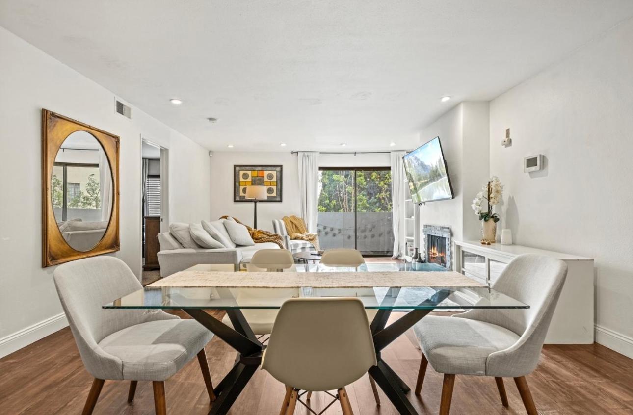 Elegant Hollywood Retreat - Spacious 2br 2ba With Resort-style Amenities Apartamento